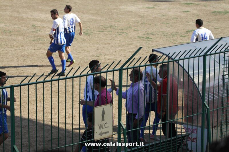 111002 sport 044_tn.jpg